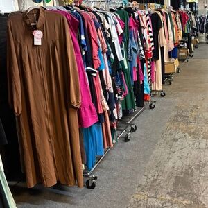 100 Clothing amazon women target walmart liquidation wholesale mixed lots pieces